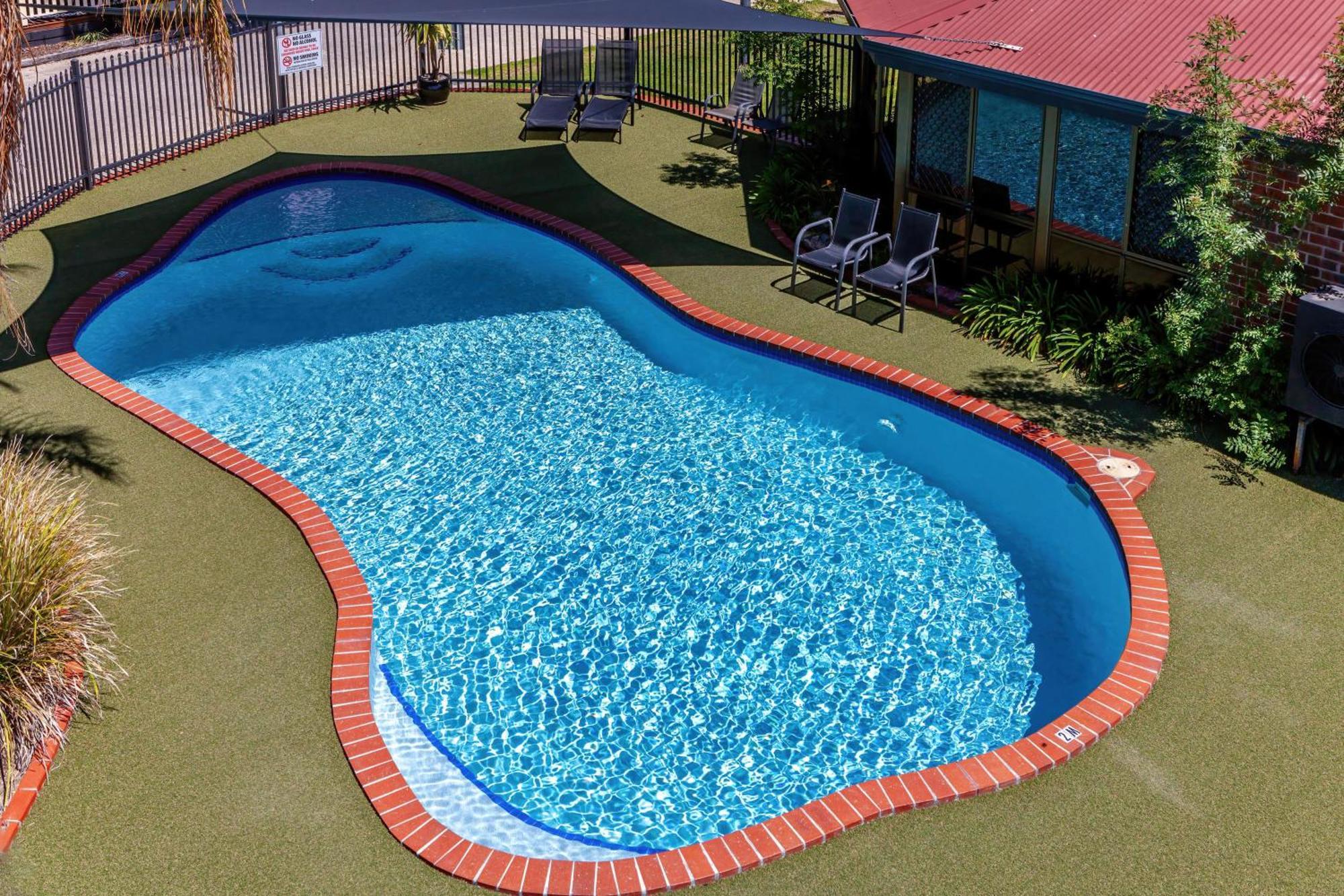 Big4 Albury Tourist Park Hotel Exterior photo